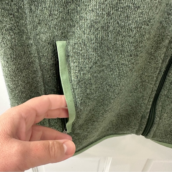 Men's Patagonia Better Sweater Full Zip Vest in Heathered Green, Size Large - Picture 4 of 9